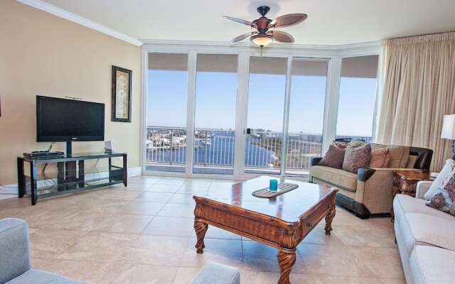 Crd1109 2 Bedroom Condo