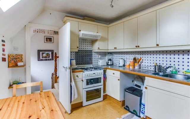 Lovely 1Br Home In North London