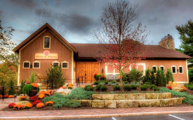 Hampton Inn & Suites Canton