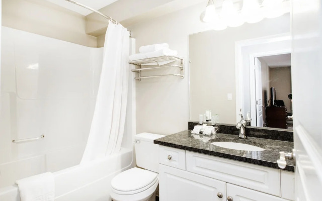 Canterra Suites Hotel