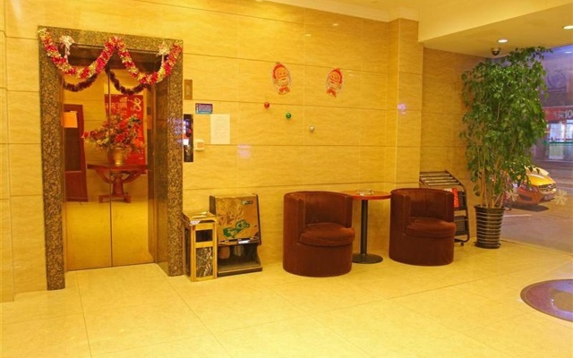GreenTree Inn Express Shanghai Xuhui District Xujiahui Yishan Road Metro Station – Lobby – Shanghai