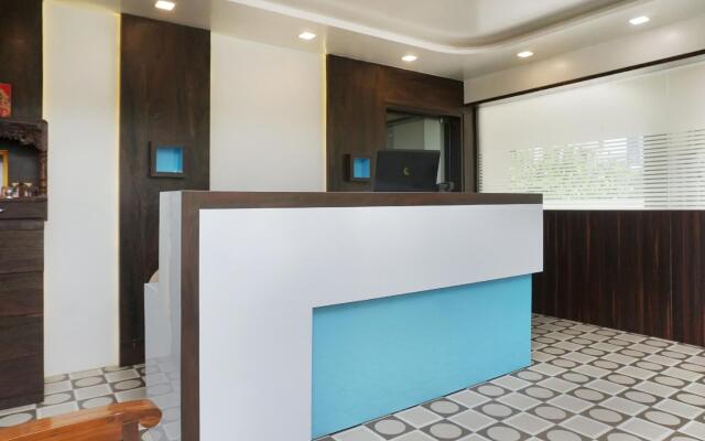 OYO 35766 Hotel Grand Inn