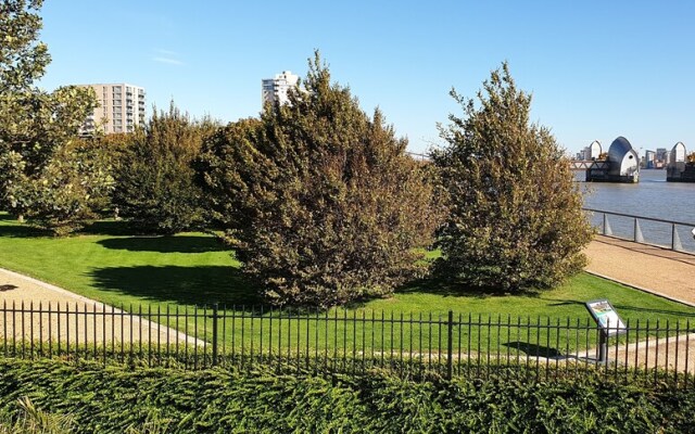 Exclusive Excel London Apartment