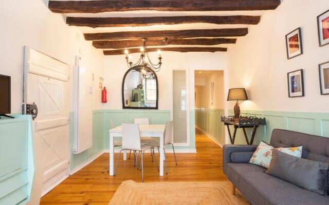 Alfama Patio Apartments