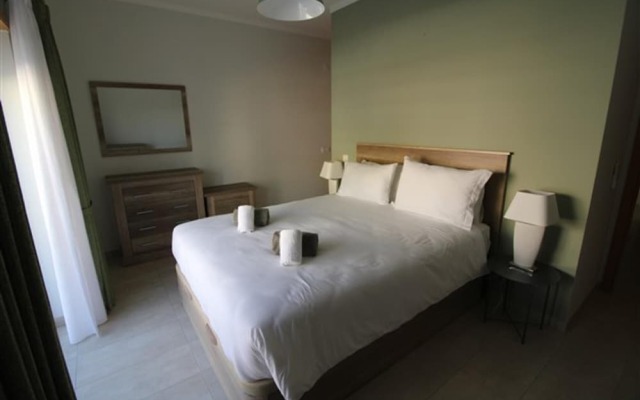 Captivating 3-bed House in Conceicao de Tavira