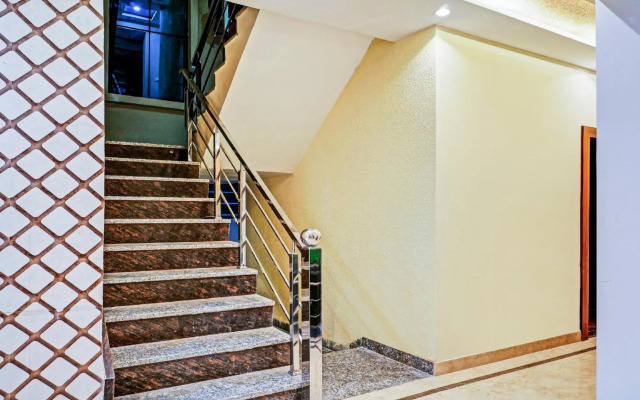 Townhouse OAK Hotel Aditya Residency