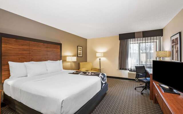 La Quinta Inn & Suites by Wyndham N Little Rock-McCain Mall