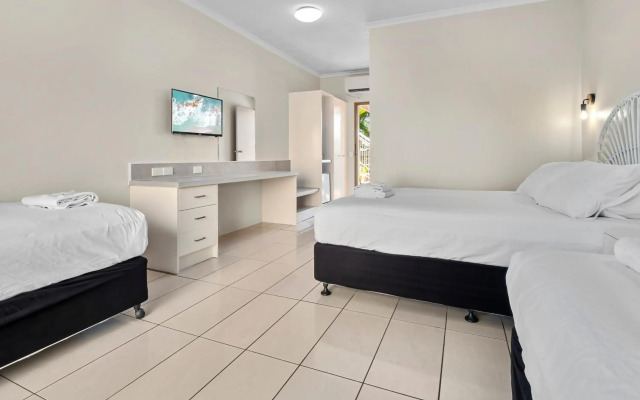 Hotel Tropiq