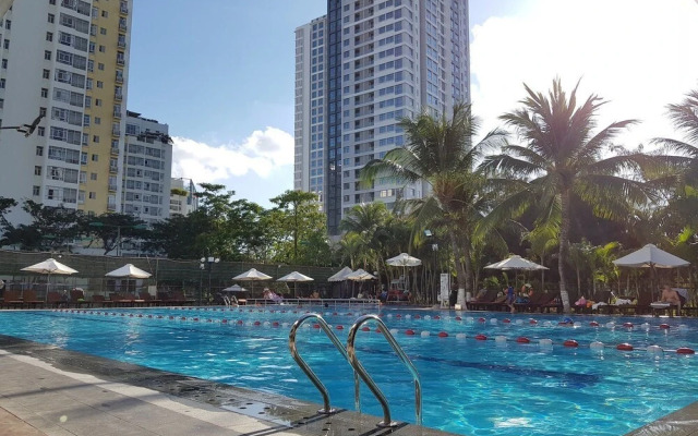 The Triplex Sky Penthouse Hotel