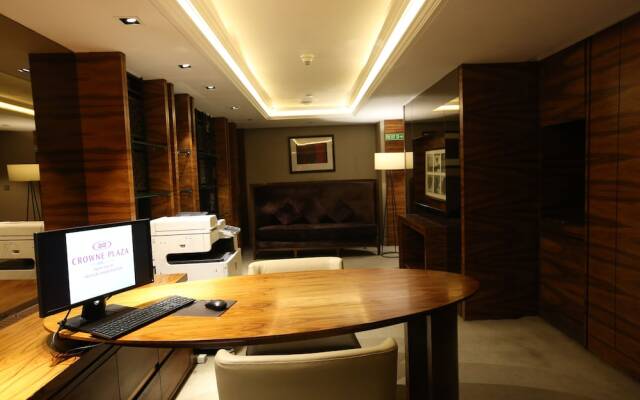 Hilton New Delhi Noida Mayur V