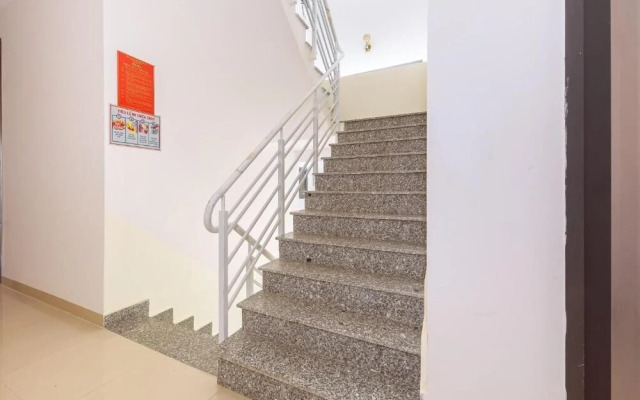 Oyo 727 Hoang Giang Hotel