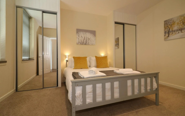 Railway Cottage - Maryhill