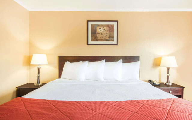 Red Roof Inn Ashtabula - Austinburg