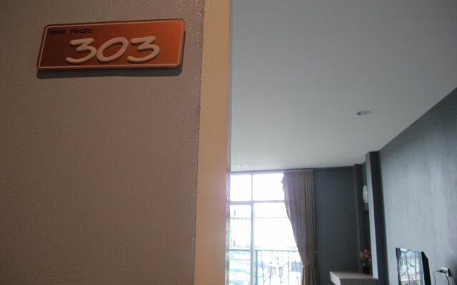 Smile House 3
