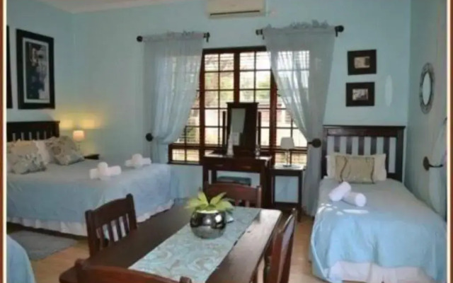 Jock-Inn Guest House