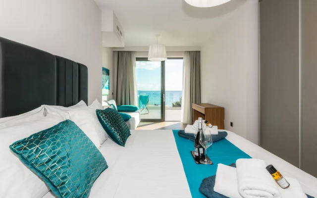 MaDiZé Beach House on the Sea