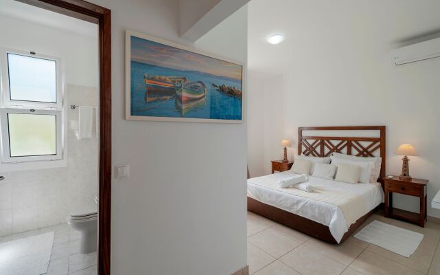 Lovely A/C family villa, walking distance to the sea and amenities - Villa Amélia