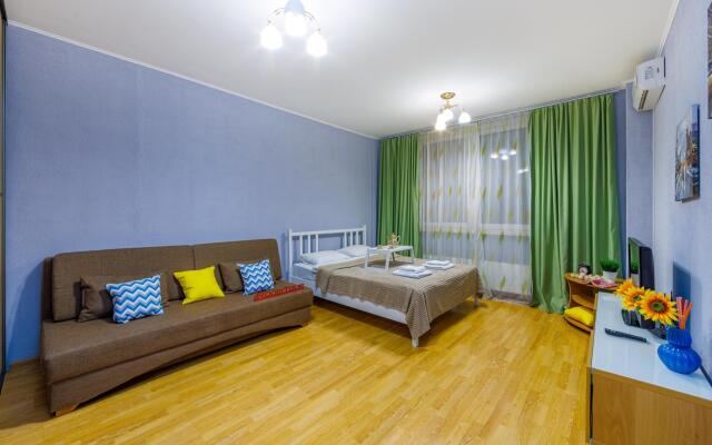 Dayker City Apartments on Furmanova Street