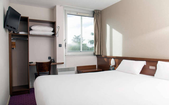 Brit Hotel Toulouse Colomiers - L'Esplanade