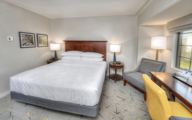 Sheraton Baltimore Washington Airport Hotel - BWI