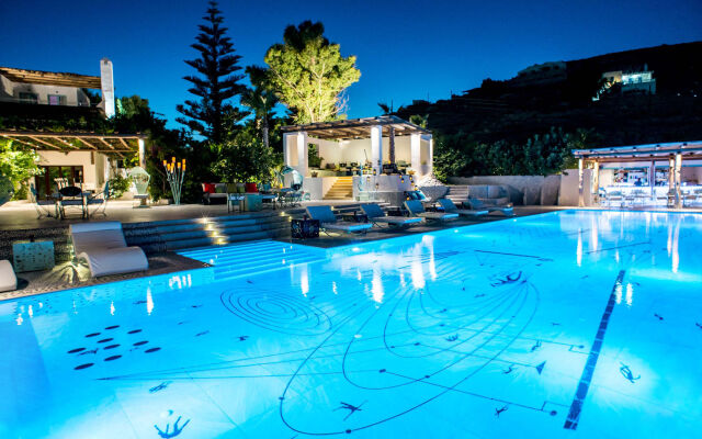 Agalia Luxury Suites