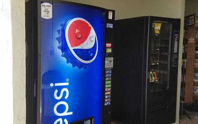 Quality Inn Clinton North