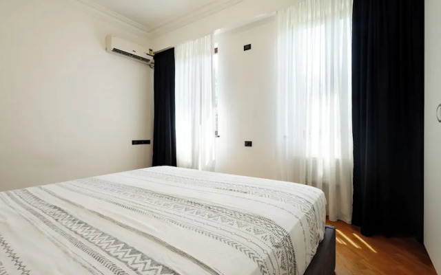 Apartment by Luxe Group SN290