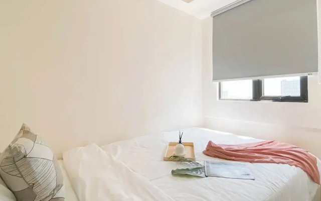 Compact Living 2Br At Meikarta Apartment