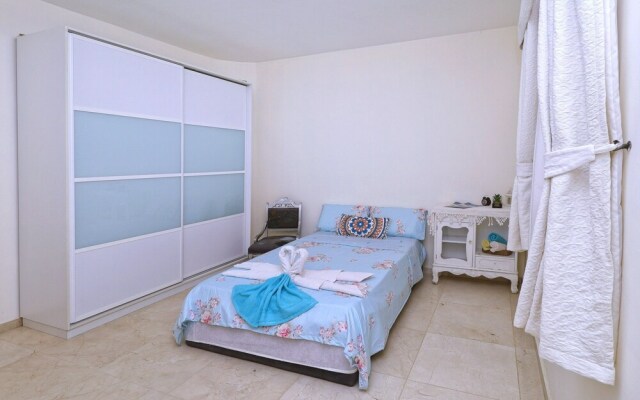 Armon Eilat