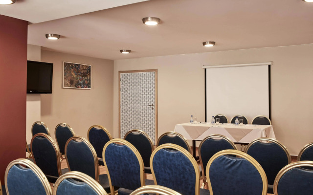 Candia Hotel