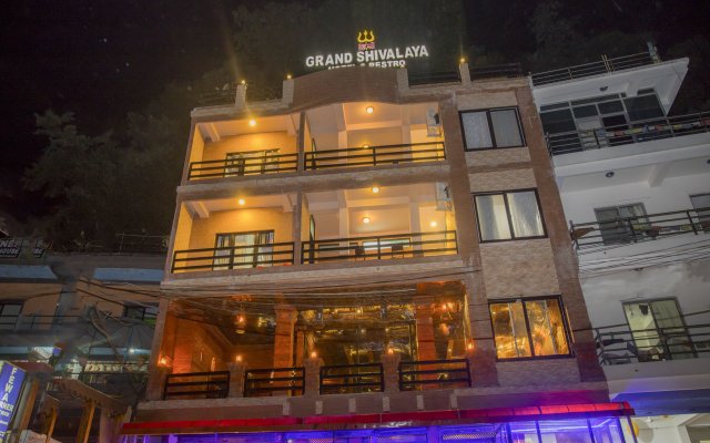 OYO 220 Grand Shivalaya Hotel And Restro