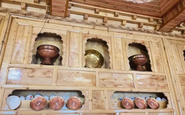 Rockland Meisu Hotel (Daocheng Yading Scenic Area Visitor Center)