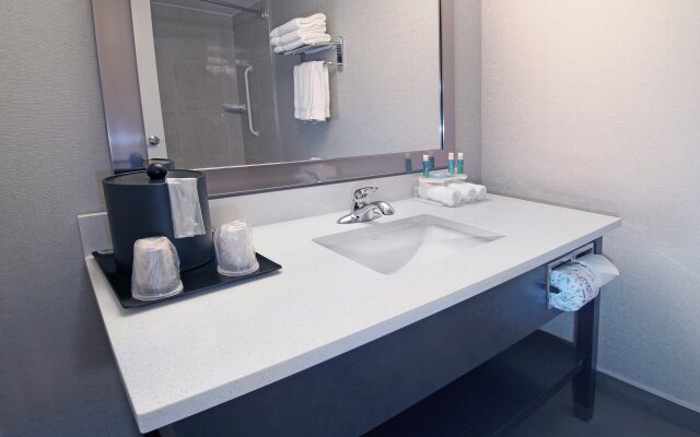 Holiday Inn Express Hotel & Suites Calgary by IHG