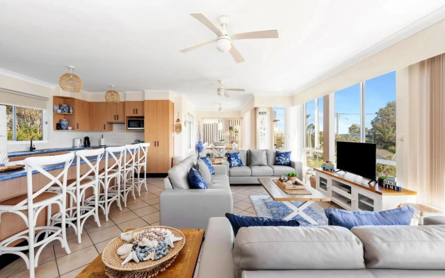 The Rotunda @ Gerroa - Pet Friendly Beachfront