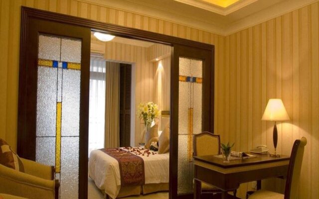 Leading Noble Business Hotel