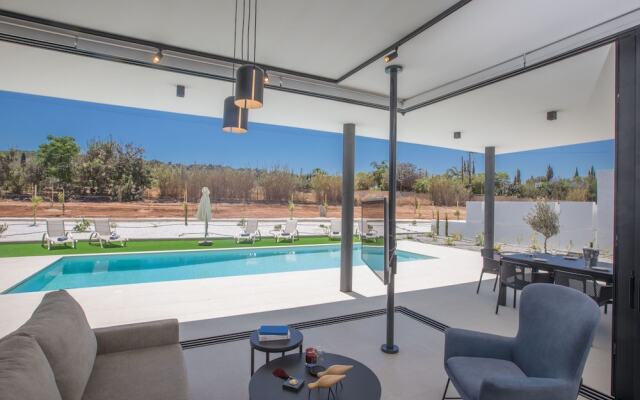 Protaras Elite Pearl Villa Ep16