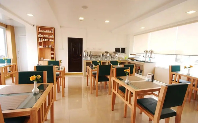 The Hotel Mawtin
