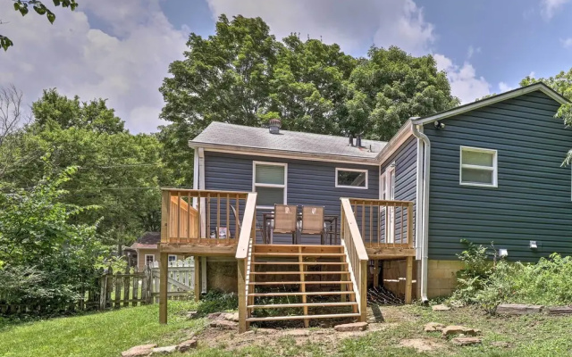 Updated Fayetteville Home < 2 Miles to Uark!