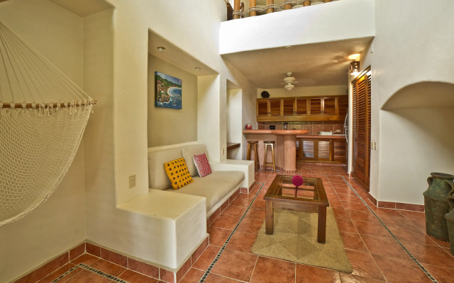 La Villa Luz Adults Only