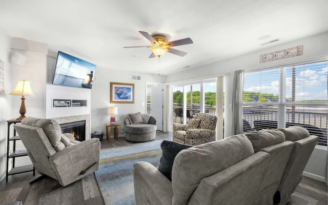 Seascape Cove Waterfront!