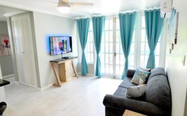 Beach One Bedroom Suite A22