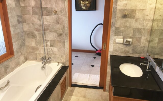 Galare Thong Tower Apartment & Condominium