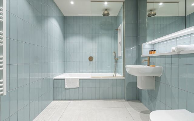 Chic Modern North London Flat