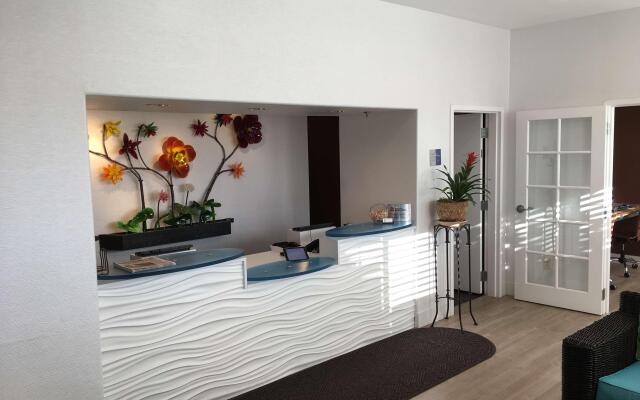 Best Western Plus Capitola By-the-sea Inn & Suites