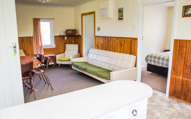 The Camp - Lake Hawea