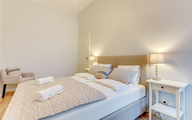 Indygo Apartments by Renters