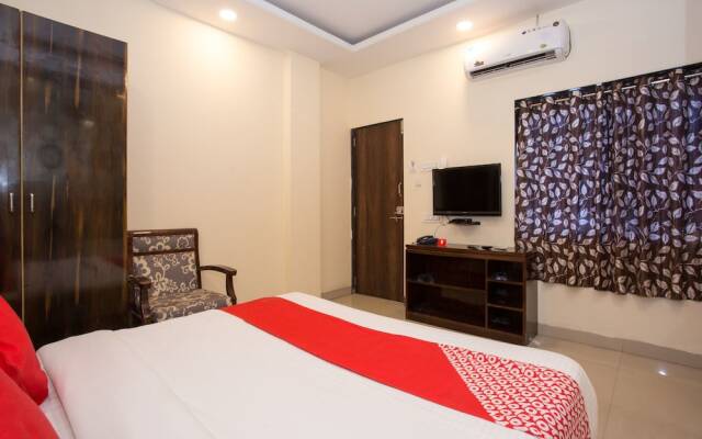 OYO 12249 Hotel Meghna Food Studio