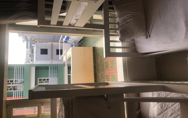 Dong Nhi Hotel - Hostel