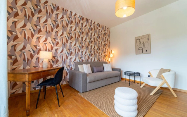 Autumn Apartment by Wonderful Italy