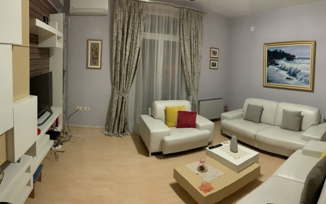 Toti Apartments